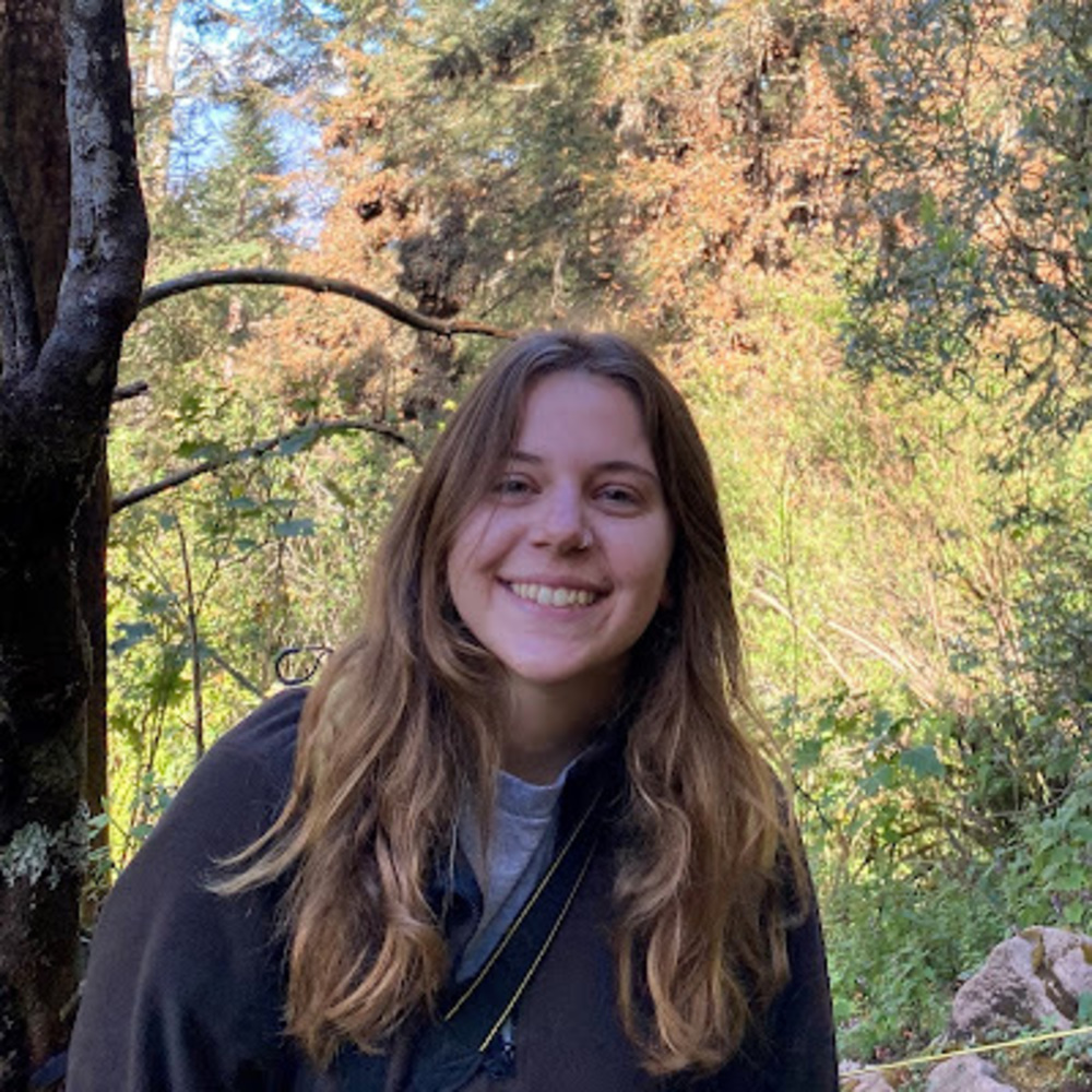 Meet your Posher, Emma